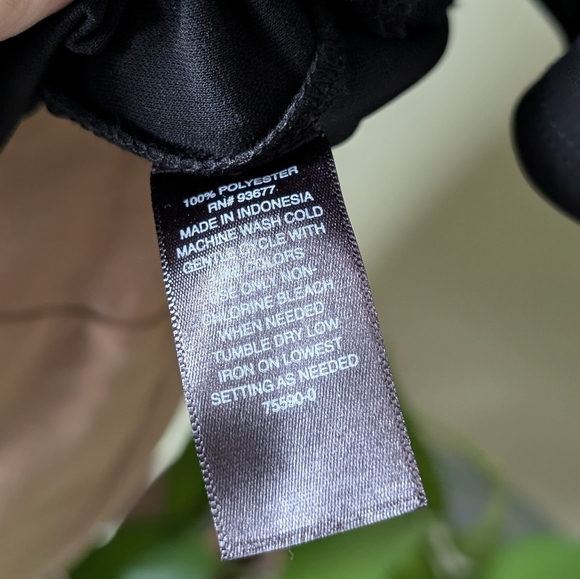 Worthington Women's Size XS Black 3/4 Sleeve Stretchy Mock Twist Neck Top - Picture 10 of 11